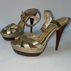 Michael Kors Gold Heels size 8 never worn